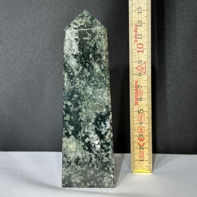 Moosachat Obelisk 130 x 40 x 40