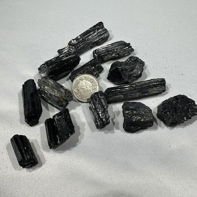 Schwarzer Turmalin Schörl 10 - 25 Gramm