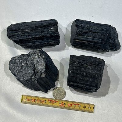 Schwarzer Turmalin Schörl 500 - 599 Gramm