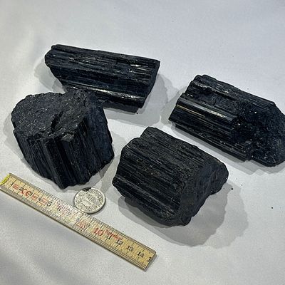 Schwarzer Turmalin Schörl 500 - 599 Gramm