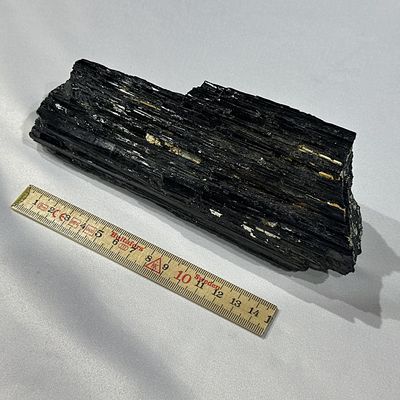 Schwarzer Turmalin Schörl 1064 Gramm
