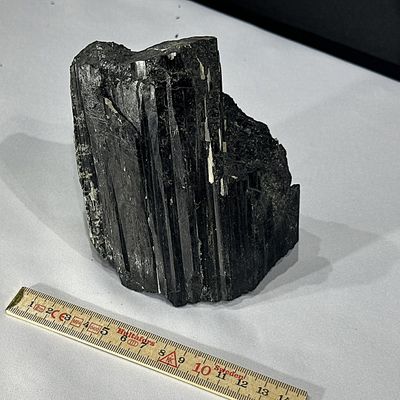 Schwarzer Turmalin Schörl     1300 Gramm