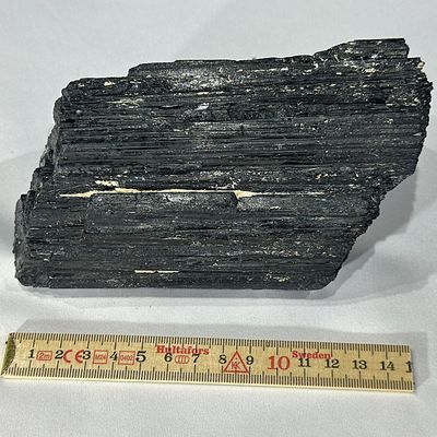 Schwarzer Turmalin Schörl  1560 Gramm