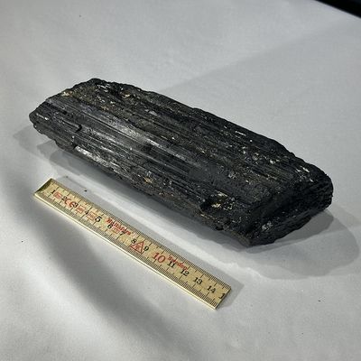 Schwarzer Turmalin Schörl   1570 Gramm