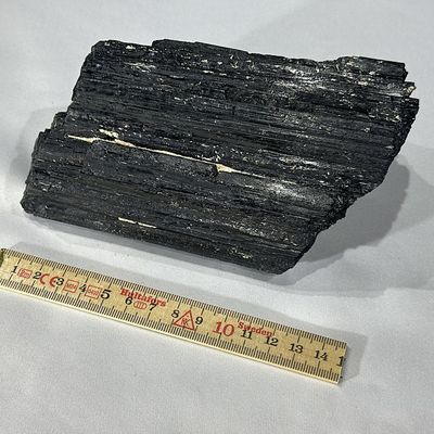 Schwarzer Turmalin Schörl  1560 Gramm