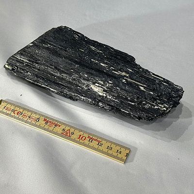 Schwarzer Turmalin Schörl   1350 Gramm