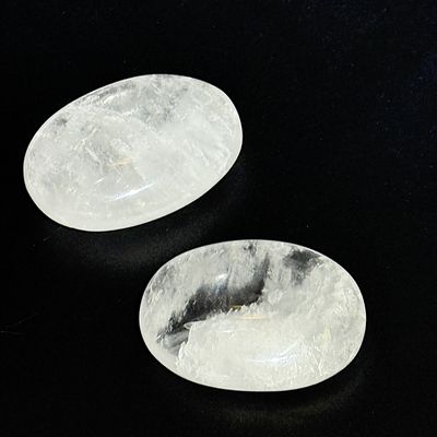 Bergkristall Trommelstein / Handschmeichler