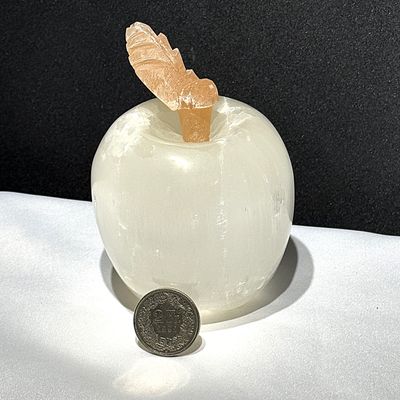 Selenit Apfel ca. 800 Gramm