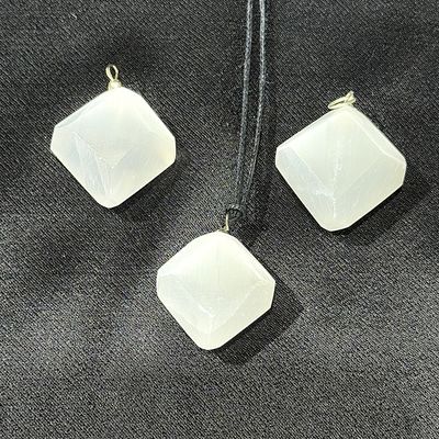 Selenit Anhänger 12Kannt  ca:  26mm