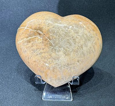 Riesiges Mondstein Herz rot orange 11,5 cm