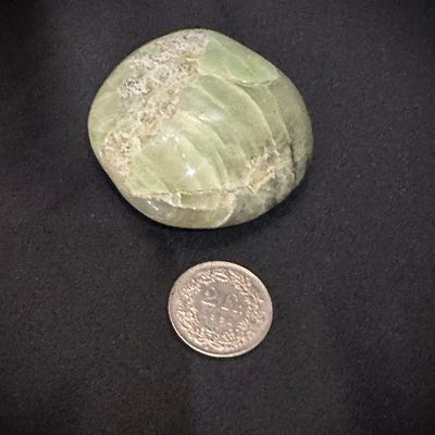 Mondstein Seifenstein Grün 62 x 57 x 32 mm