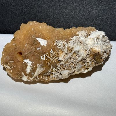 Scolecit Spitzen auf Stilbit Matrix