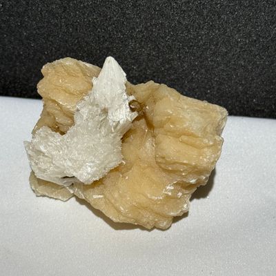 Scolecit auf Stilbit Matrix Scolecit auf Stilbit Matrix