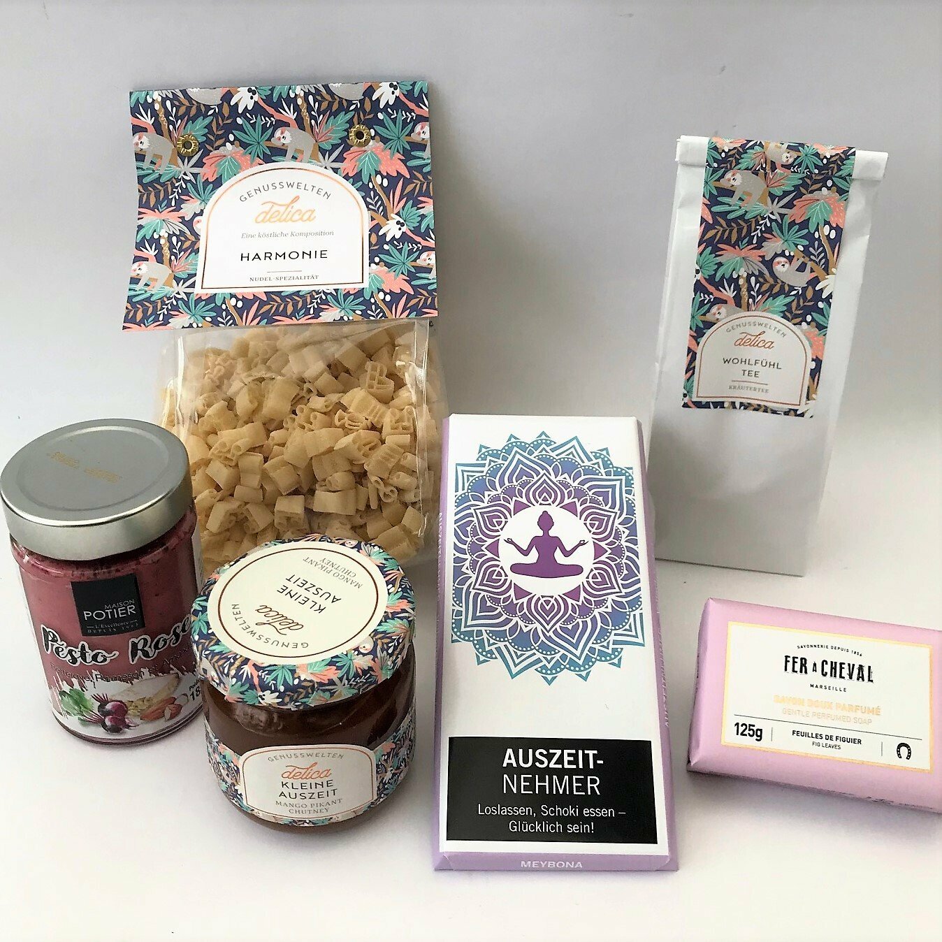 Präsentkörbe und Geschenkkörbe online bestellenfür jeden Anlass