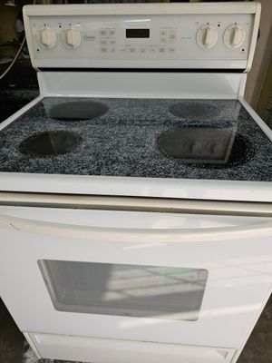 Cuisinière vitrocéramique  convection Amana  TAXES INCLUSES GARANTIE 6 MOIS