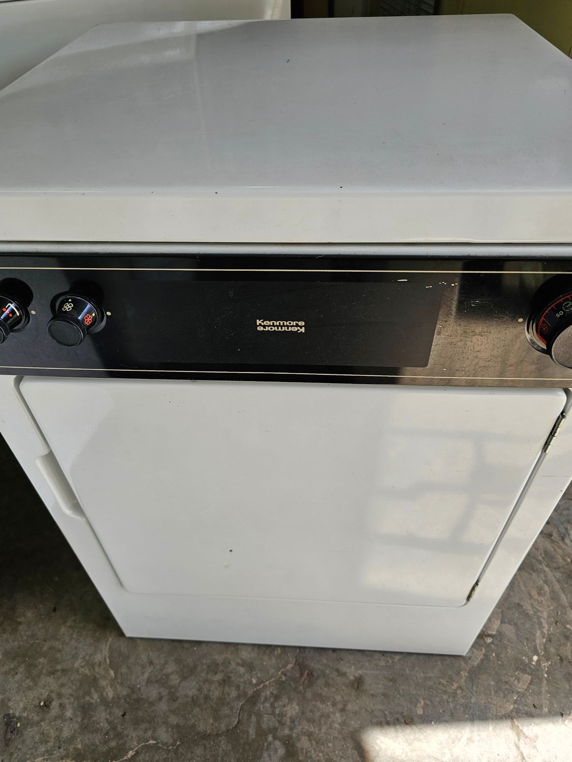 Petite Sécheuse 24 pouces de largeur Kenmore