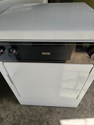 Petite Sécheuse 24 pouces de largeur Kenmore