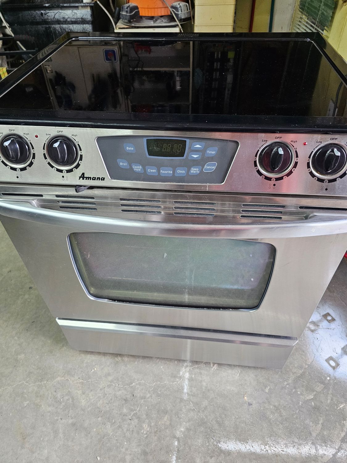 Cuisinière encastré vitrocéramique Amana  GARANTIE 6 MOIS