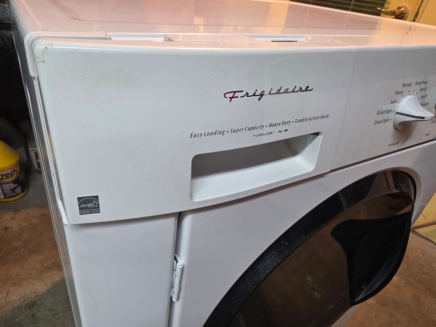 Laveuse frontale Frigidaire  GARANTIE 6 MOIS