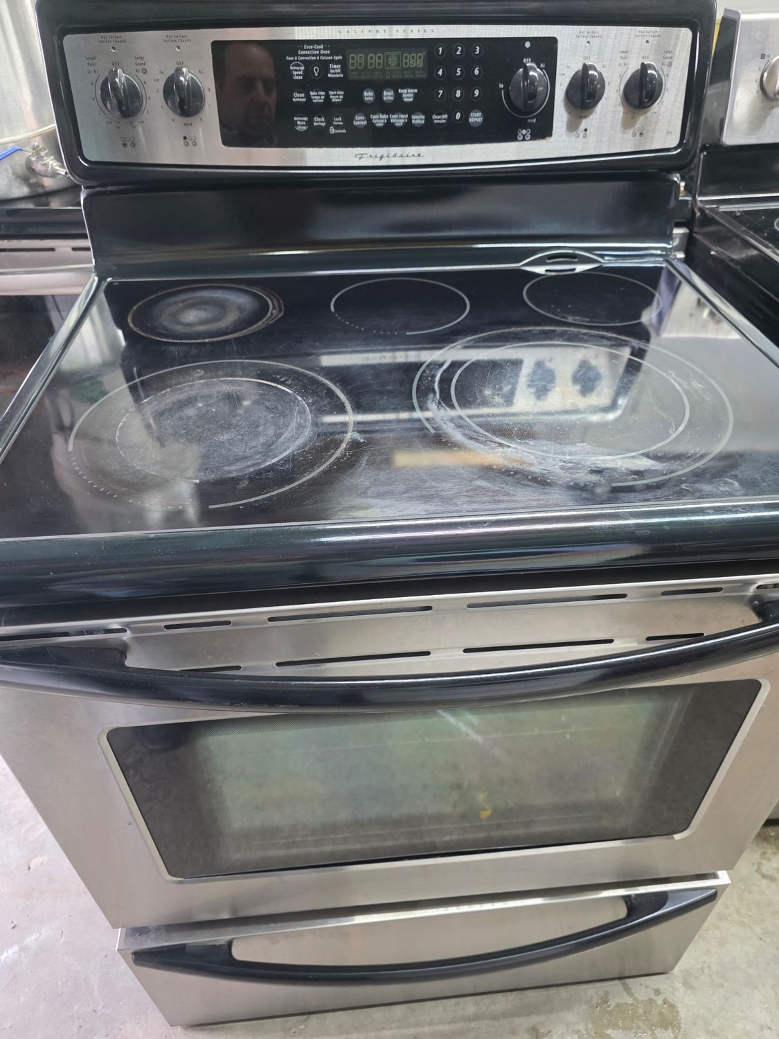 Cuisinière inox vitrocéramique Frigidaire GARANTIE 6 MOIS