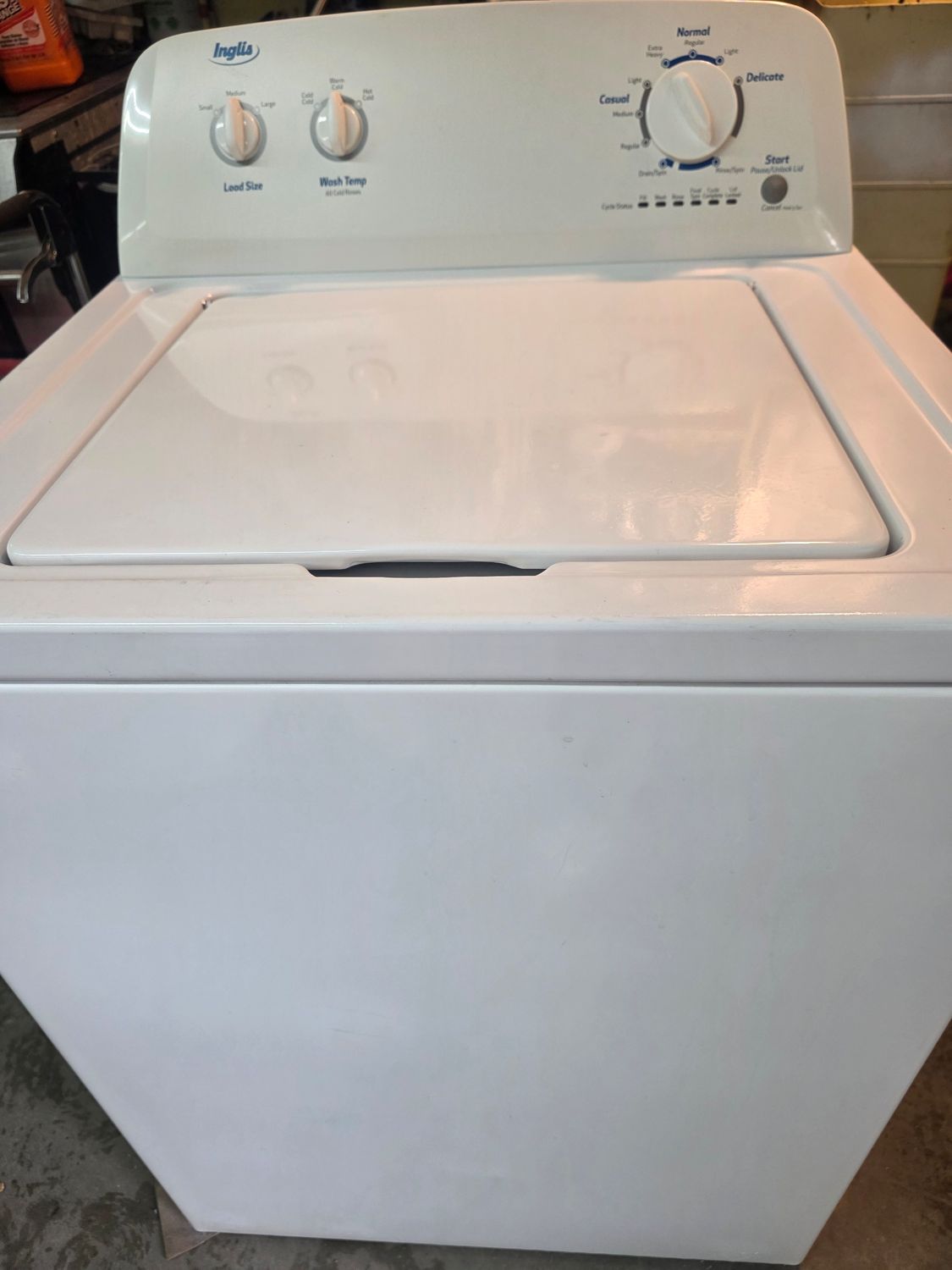 Laveuse avec pivot Inglis  GARANTIE 6 MOIS