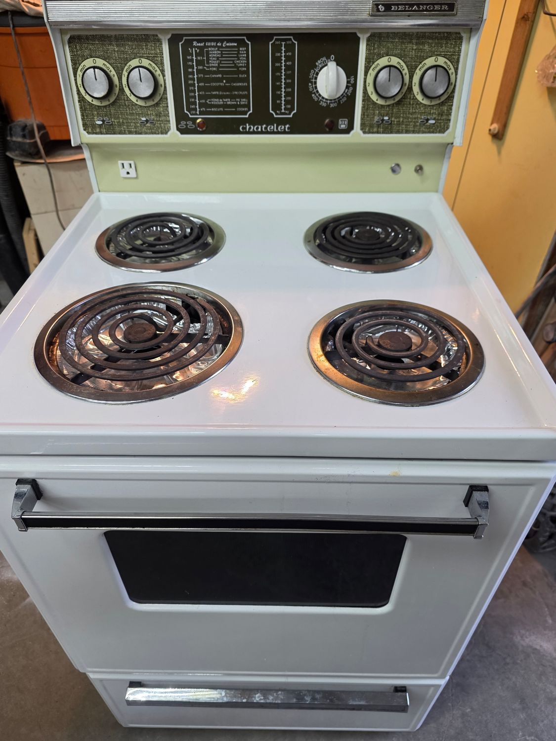 Petite cuisinière 24 pouces Belanger