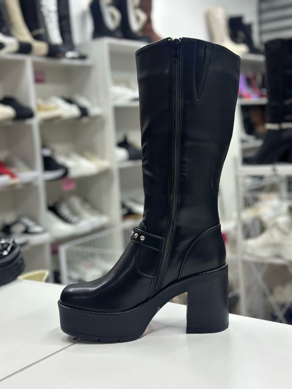 Bota negra F1881-1