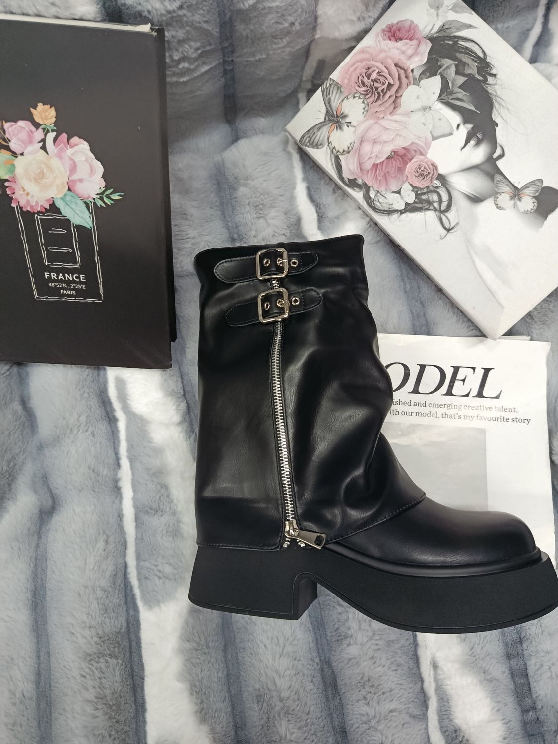 bota negra 5331