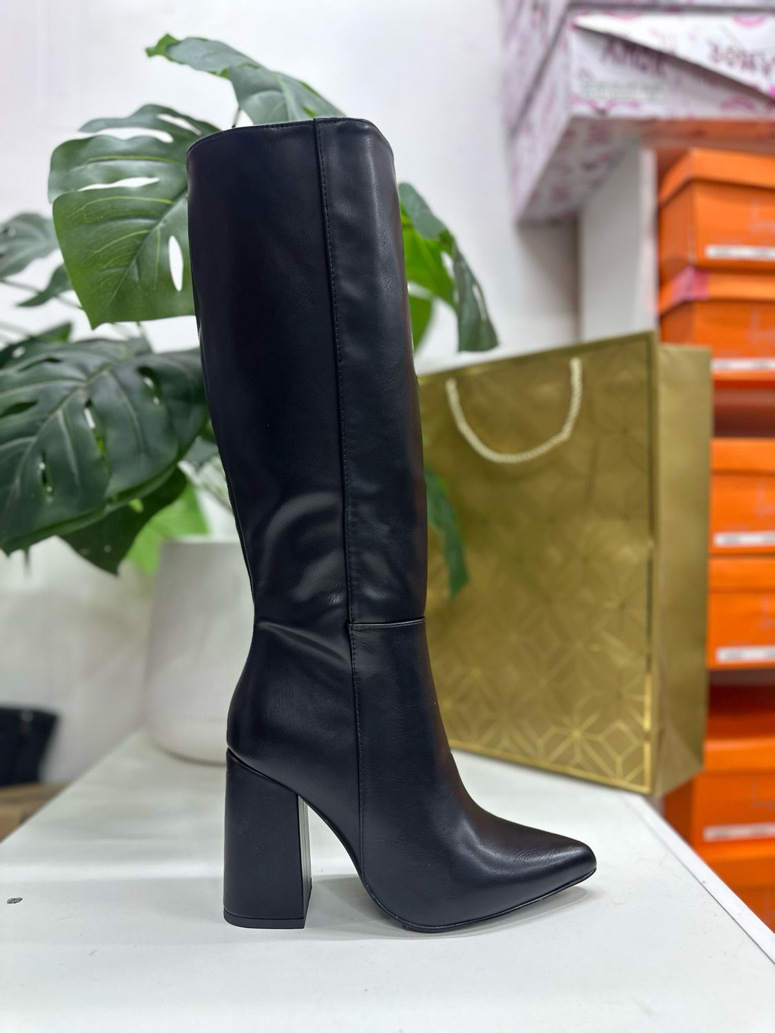 Bota lisa PG5308-1 NEGRO