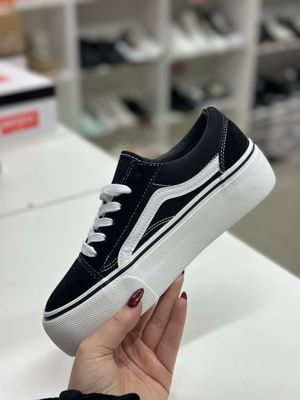 Zapatilla estilo Vns D07 Negro/B