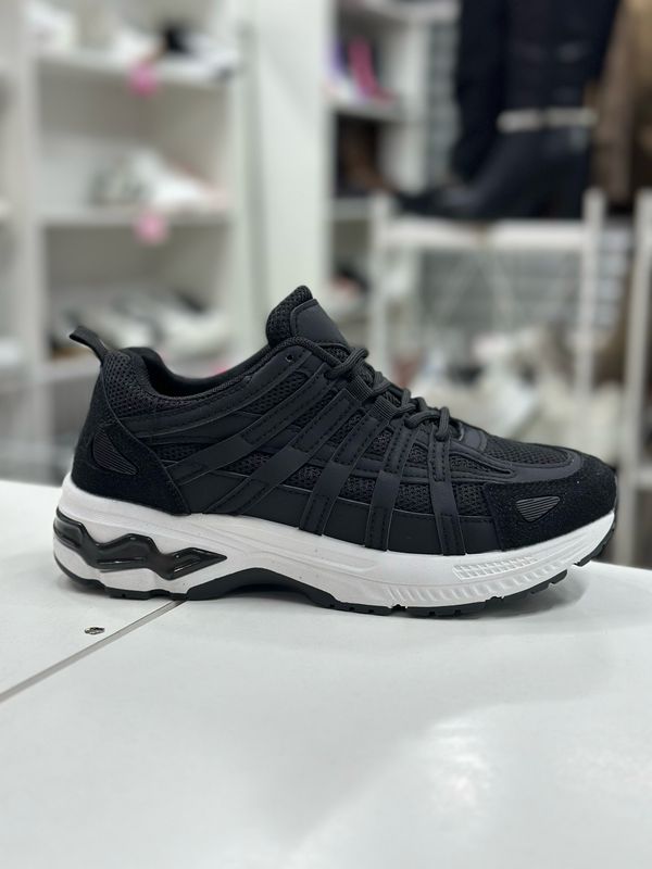 Zapatilla 5J19-1 NEGRO