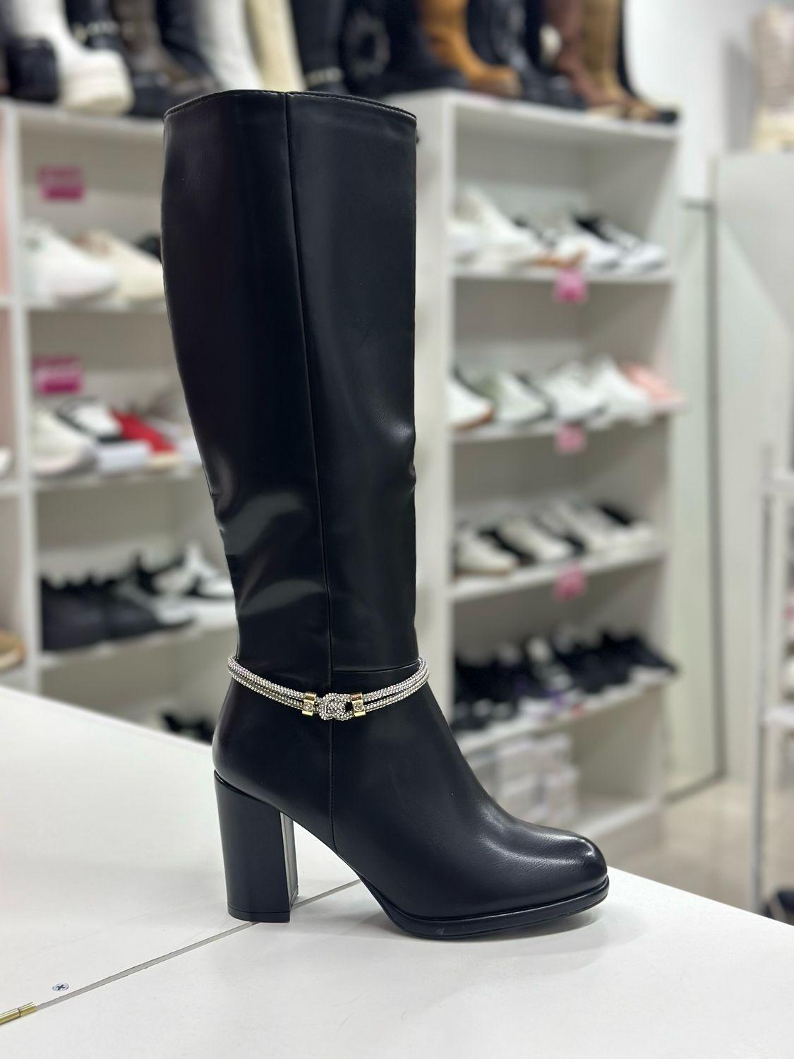 Bota 24JS12 NEGRO