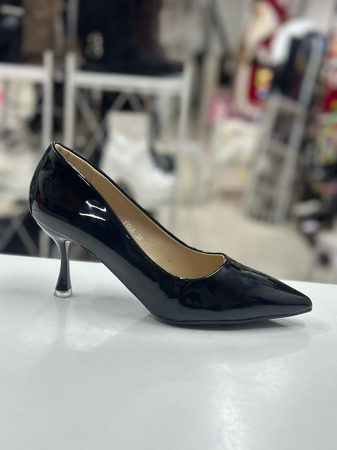 Stiletto F068 NEGRO
