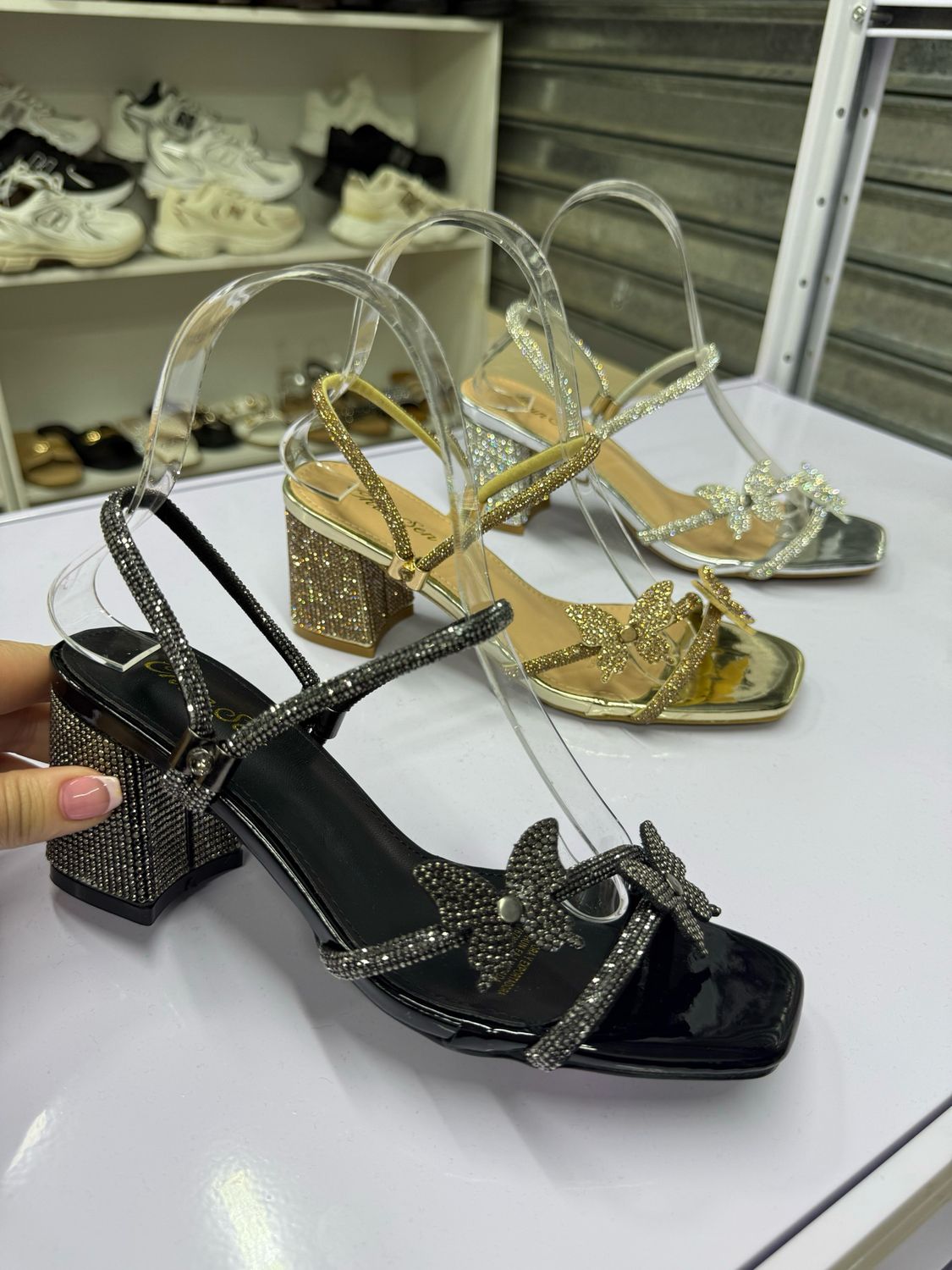 Sandalia taco brillo mariposa CF-5 BLACK