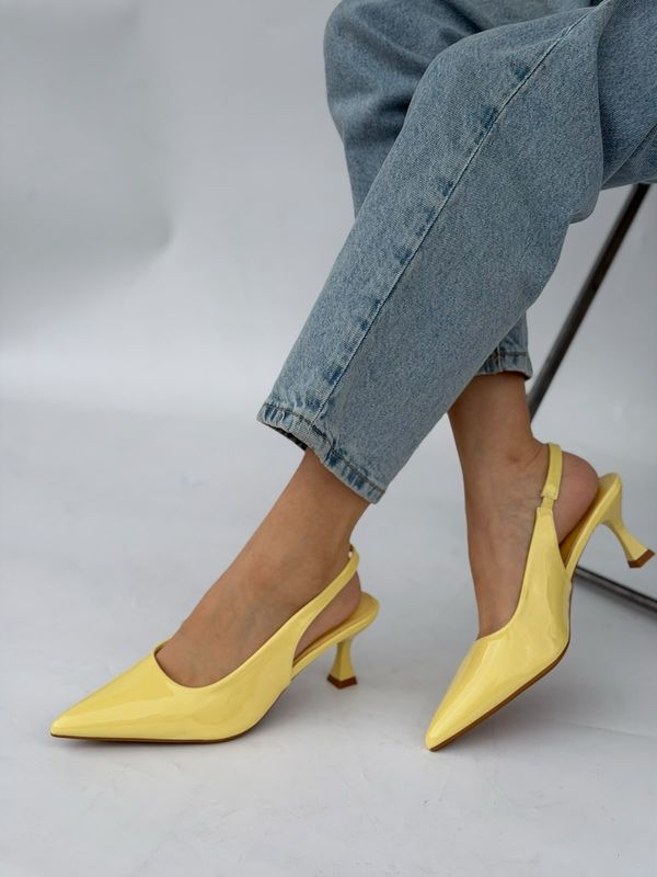 Stiletto GH117 AMARILLO
