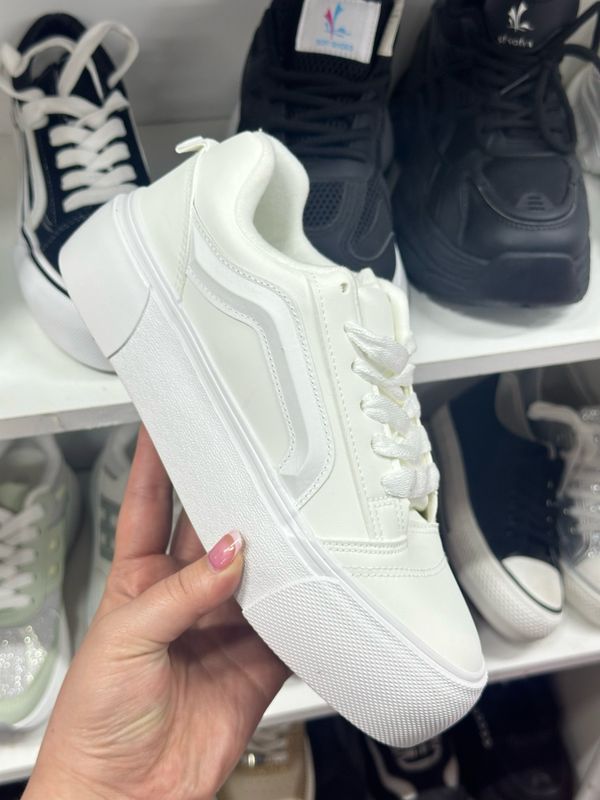 Zapatilla estilo Vns V62A BLANCO/PU