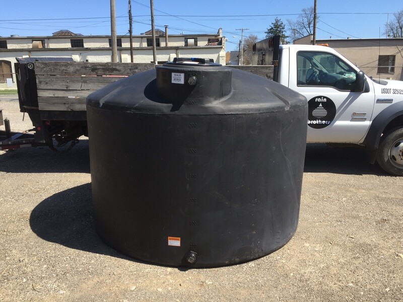 1550-Gallon HDPE Above-Ground Tank Color:BLACK