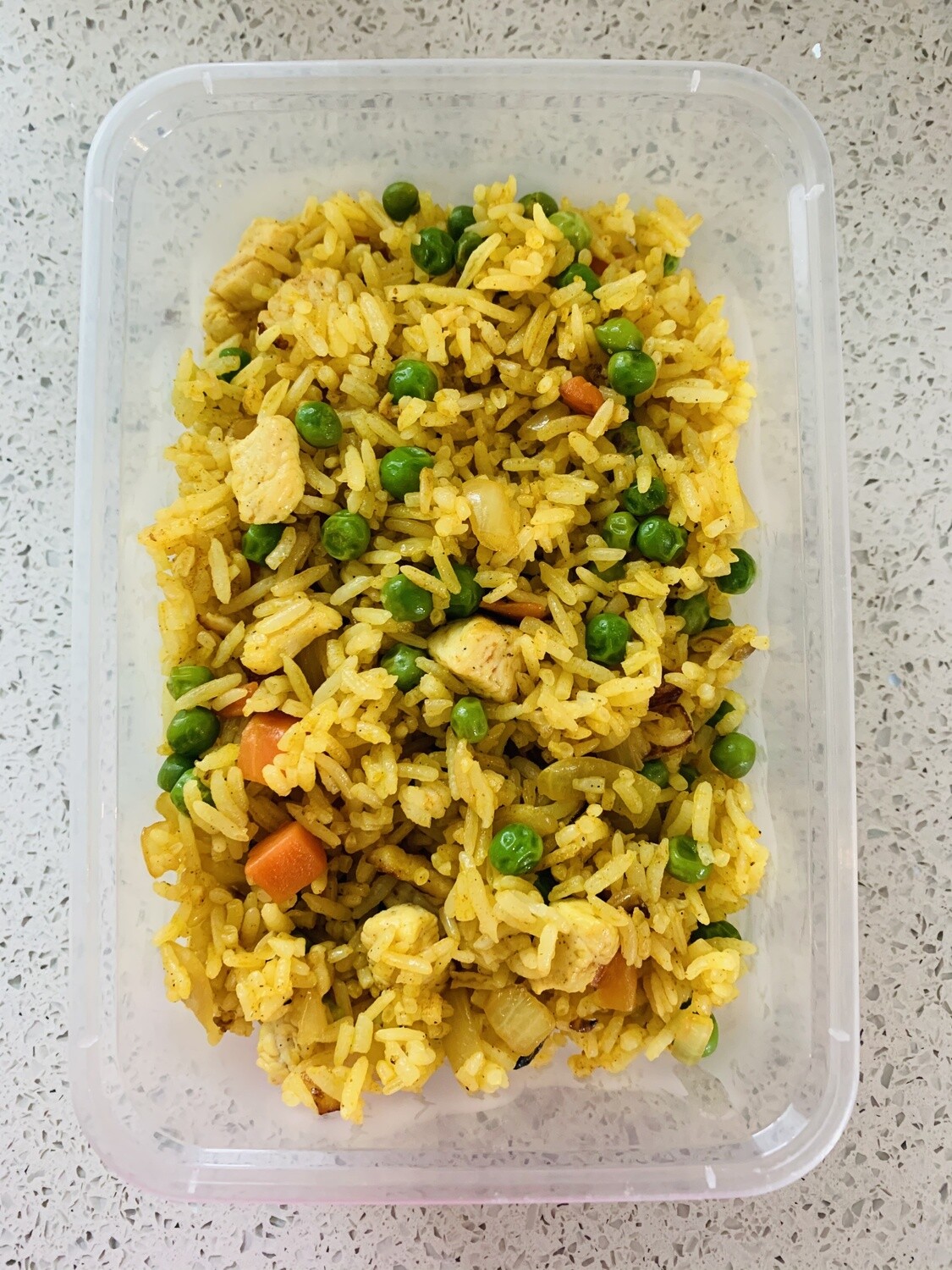 Lun/Mon 04-07 Curry Fried Rice/ Riz Frit au Cari doux