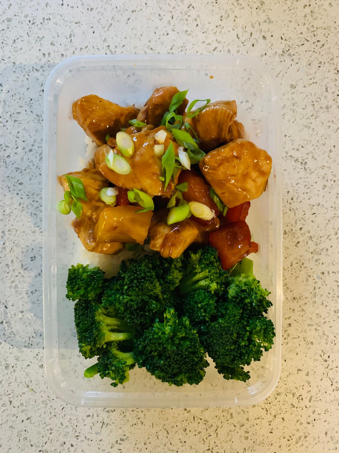 Jeu/Thur 10-23 STAFF Sweet and Sour Chicken