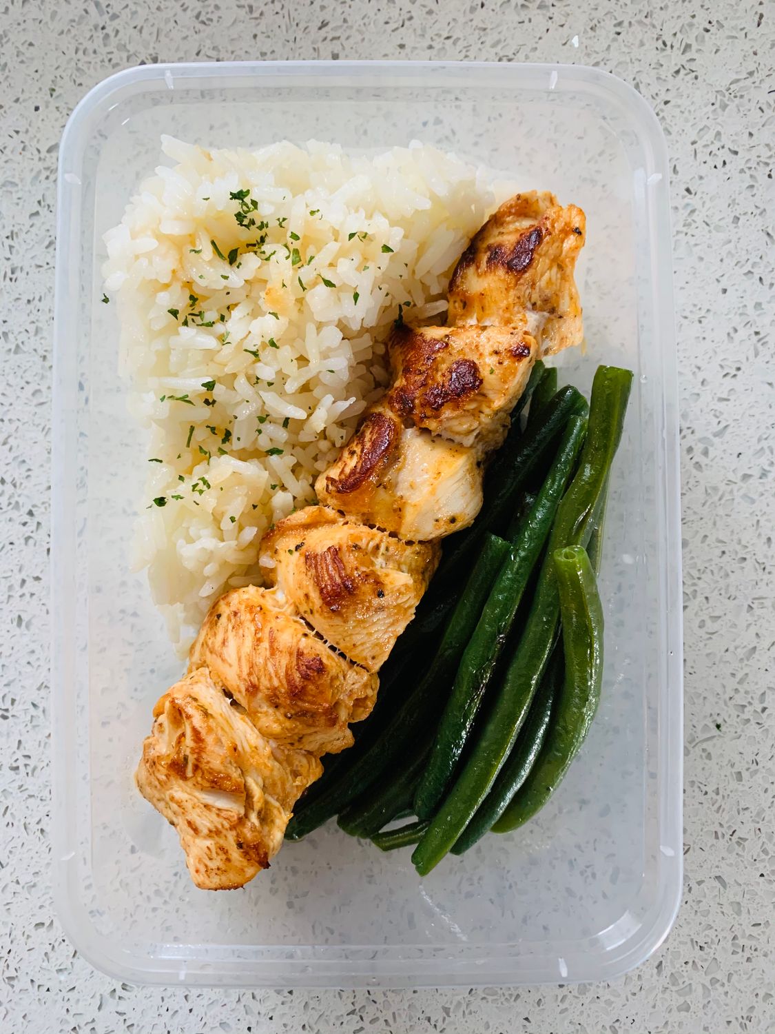 Greek Chicken Brochette Platter/ Assiette Brochette de Poulet grecque