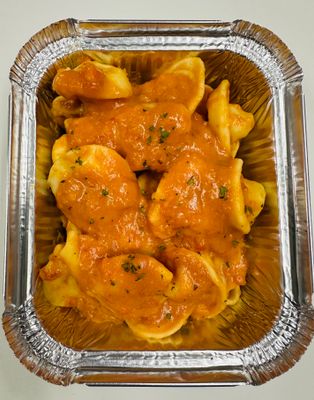 Mer/Wed 04-22 Cheese Tortellini (or Regular Pasta) with choice of sauce