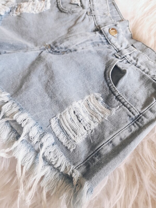 Short Pilar