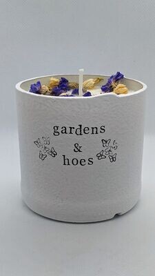 "Gardens & Hoes" toasty campfire scented soy wax candle with dried flowers and cotton wick
