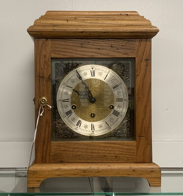 Urgos Wood Mantle Clock