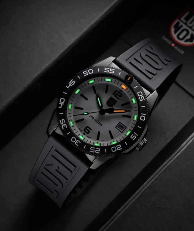 Pacific Diver Ripple
Dive Watch, 39 mm
SKU: XS.3127M