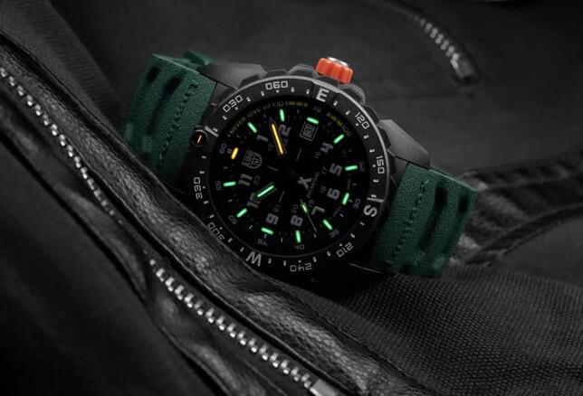 Bear Grylls Survival Mountain, Dark Green, 43 mm SKU: XB.3735