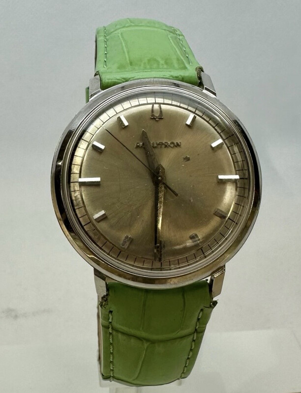 Bulova Accutron 214.