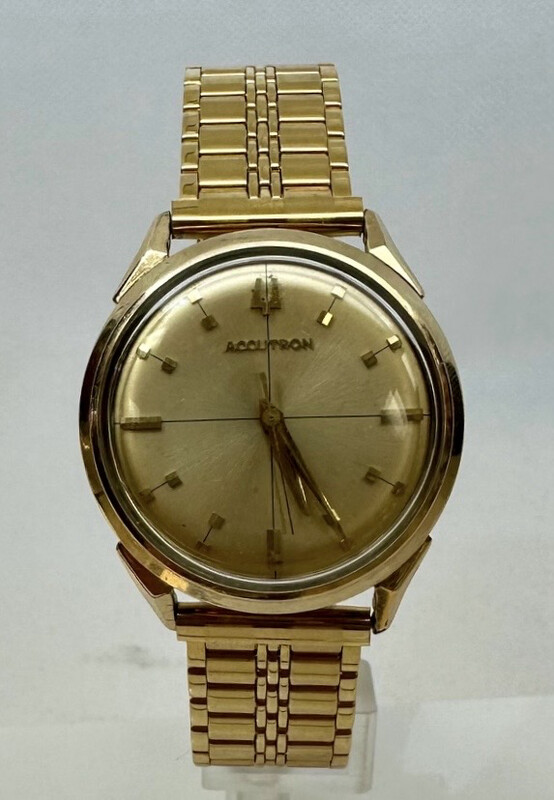 Bulova Accutron 214