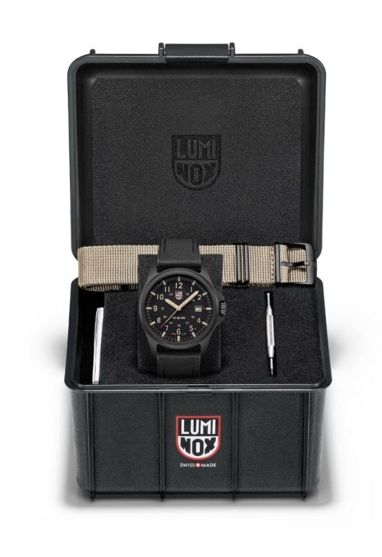 Atacama Field, Field Watch, 43mm SKU: XL.1970.SET