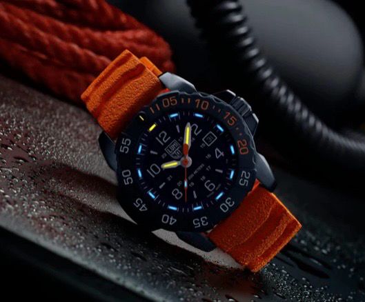 Navy SEAL Foundation Back to the Blue Set Military Dive Watch 45mm SKU XS.3253.CBNSF.SET